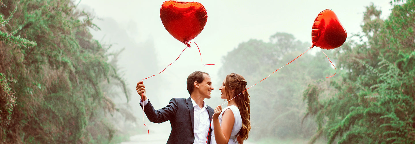 Here are the top 5 gift recommendations for the Romeos and Juliets