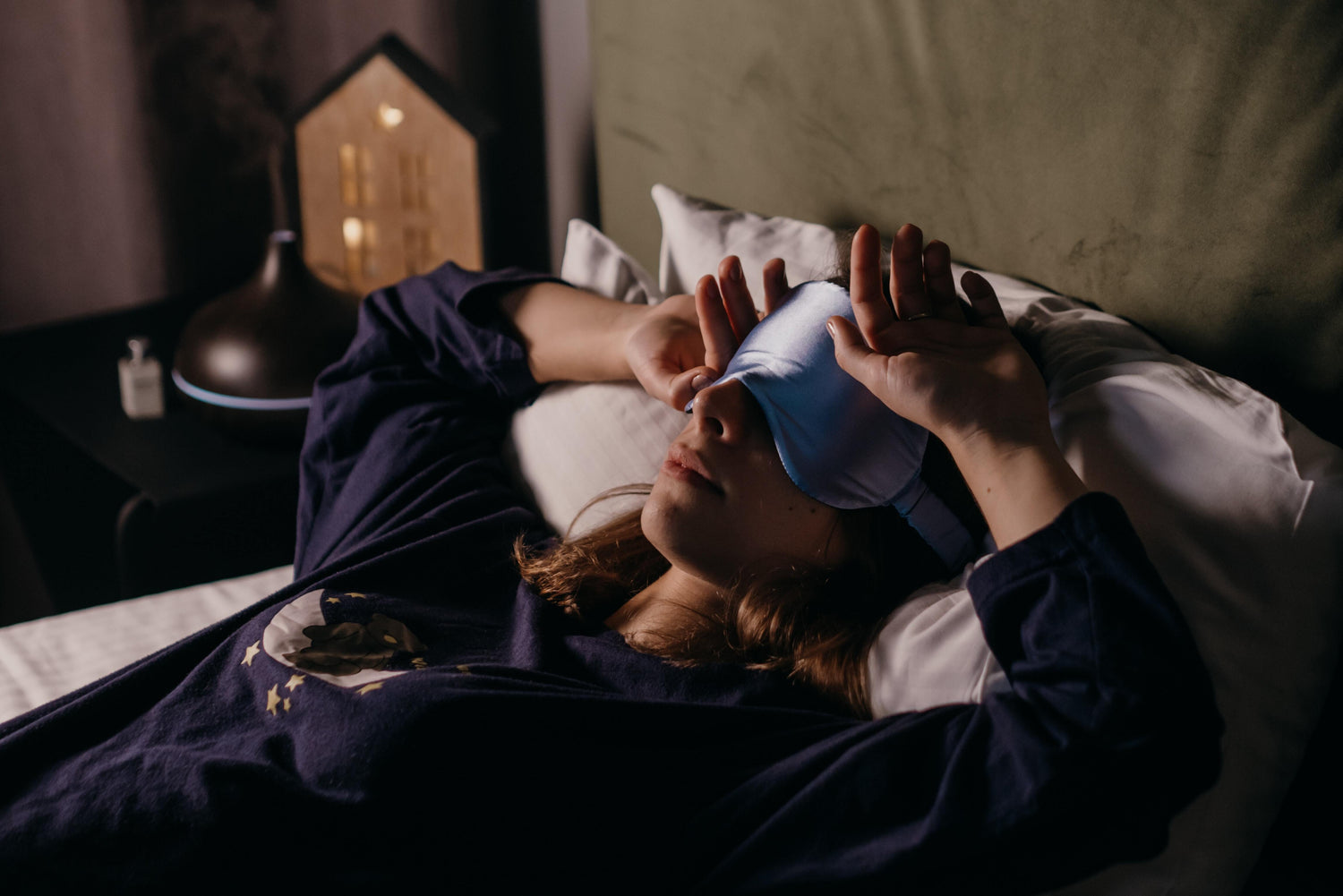 How to lose more weight by doing NOTHING. Sleep Hacks 101