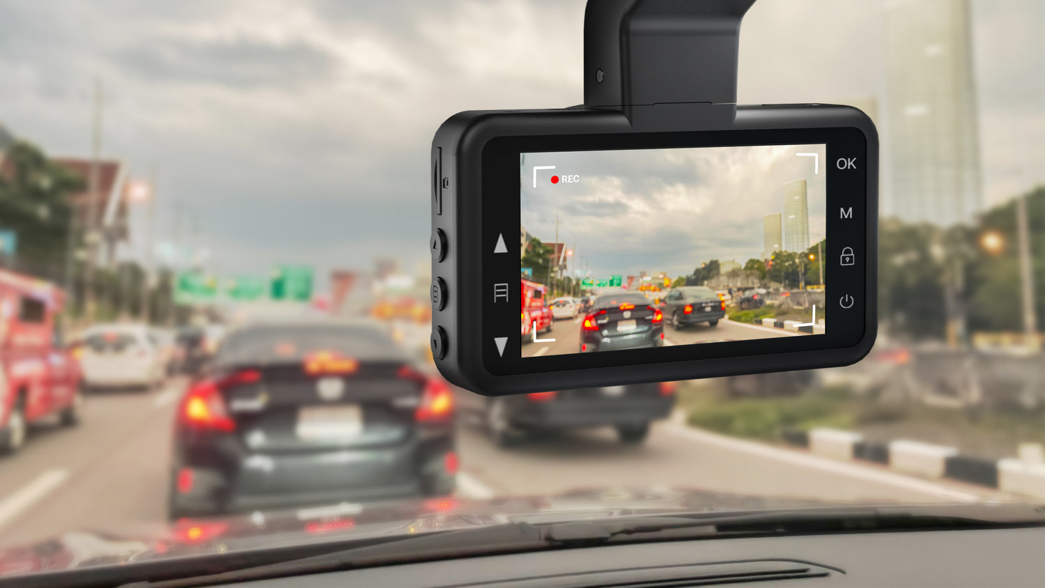 Why Should You Install a DashCamera in Your Car? Especially in India!